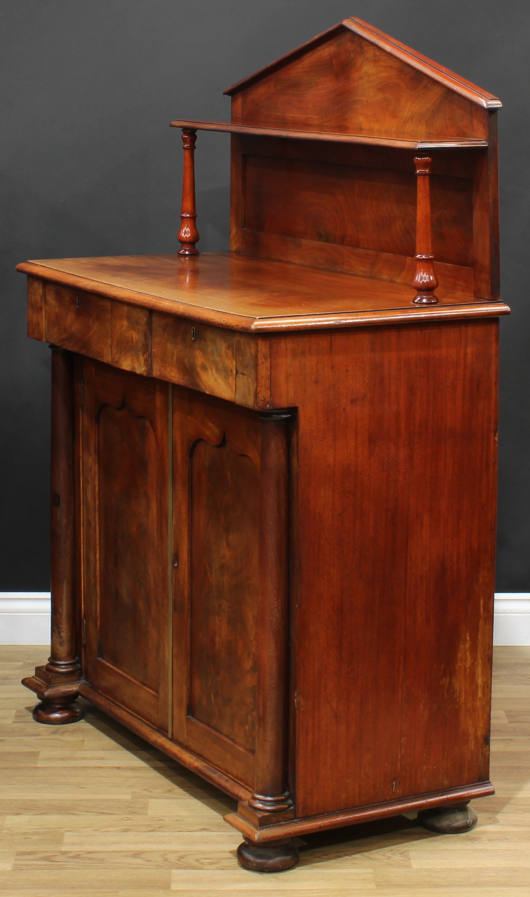 A William IV mahogany chiffonier, pointed-arch superstructure with small bookcase shelf, turned - Image 6 of 7