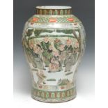 A Chinese famille verte porcelain inverted baluster vase, painted with warriors in battle, 42cm