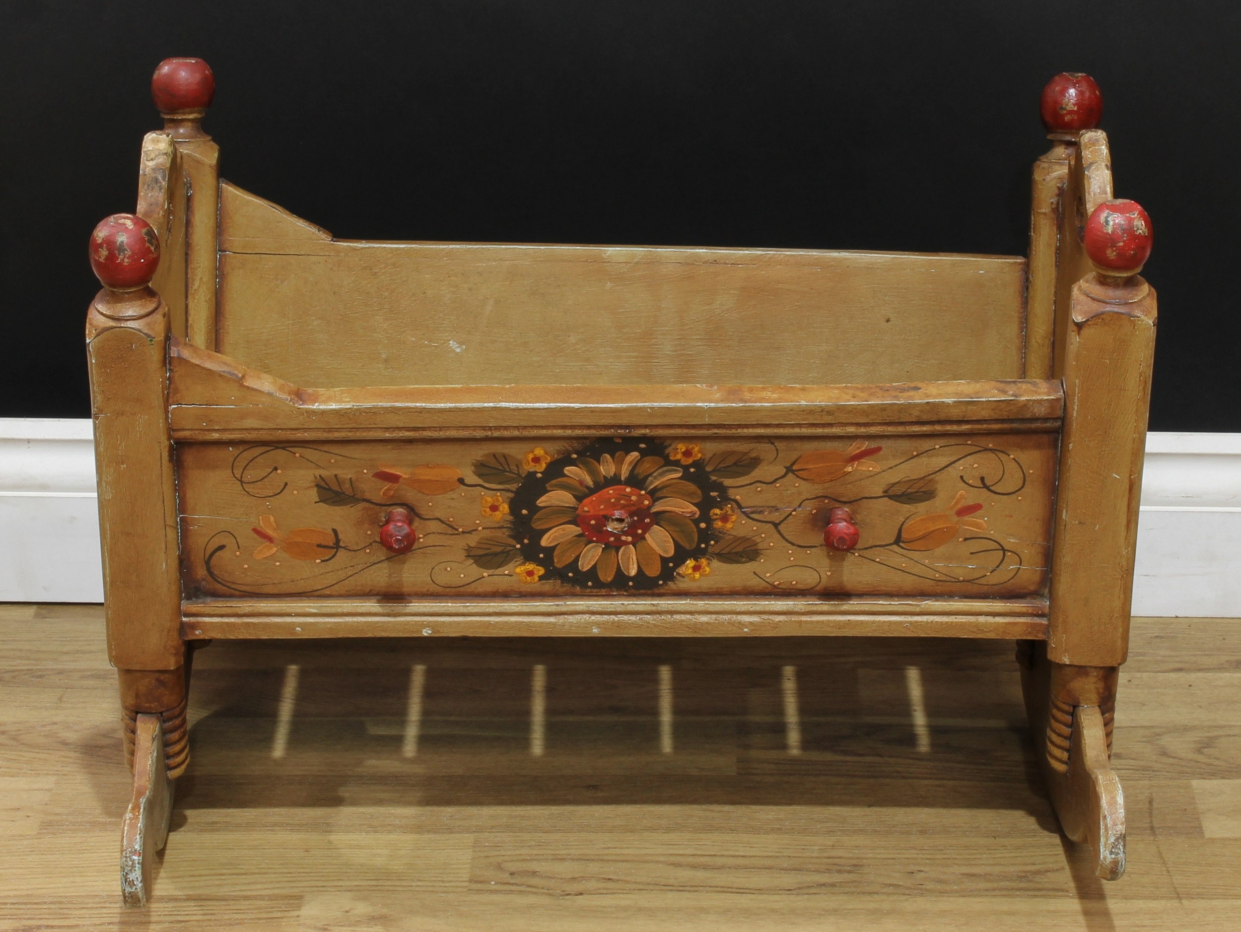 Miniature Furniture - an early-mid 20th century painted bench, possibly Scandinavian, painted with - Image 4 of 18