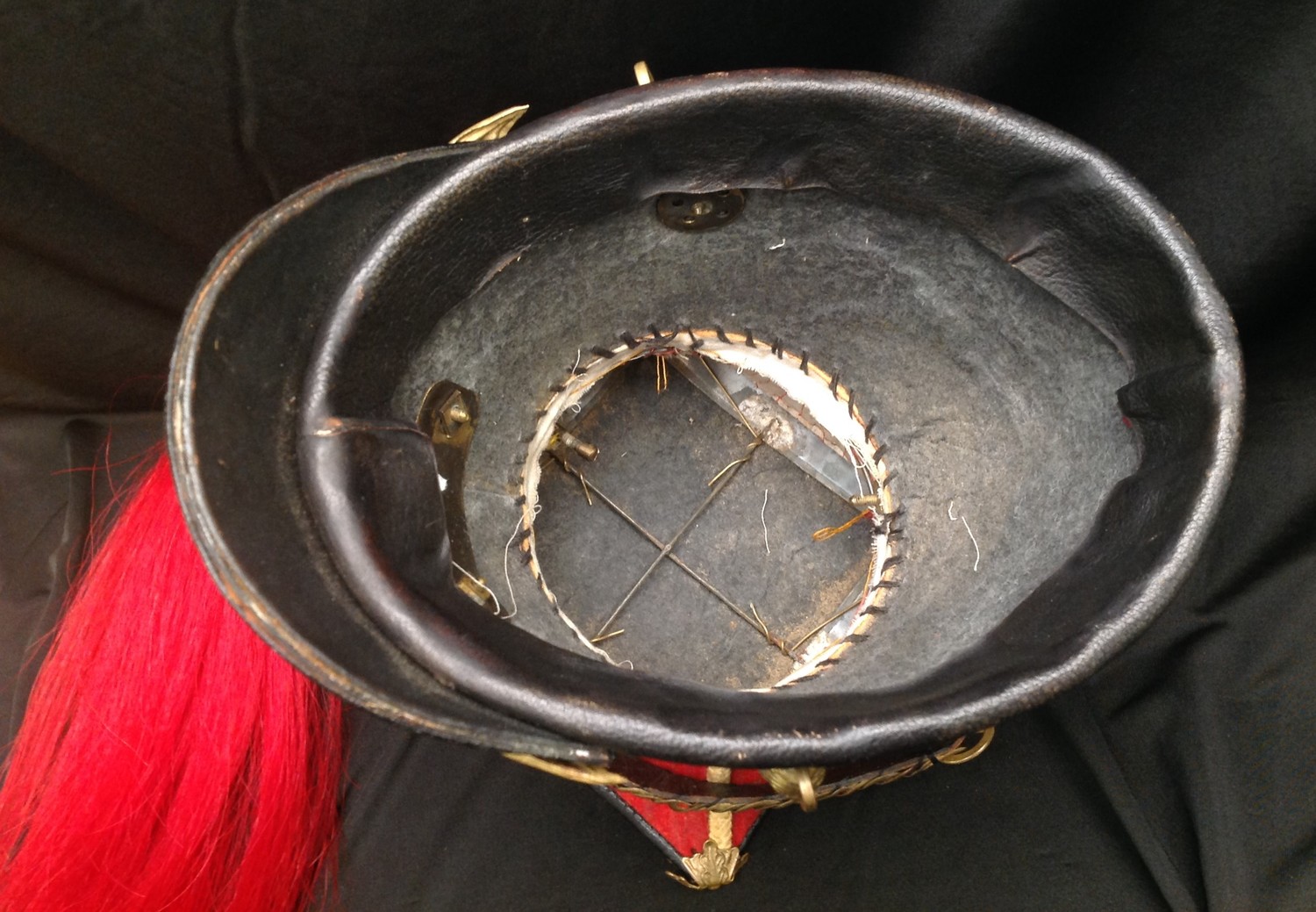 Reproduction dating from the late 20th Century of a Victorian 12th Lancers Shako Cap. Plume socket - Image 7 of 8