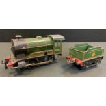 Toys & Juvenalia - a Hornby O Gauge Type 51 tinplate and clockwork 0-4-0 locomotive and four wheel