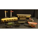 Hornby and Bing tinplate O gauge coaches and rolling stock, including a Hornby Pullman Arcadia brown