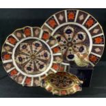A Royal Crown Derby 1128 pattern shaped circular plate, 22cm, first quality; another, plate, 27cm,