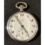 An Oriosa Swiss 15 rubis pocket watch