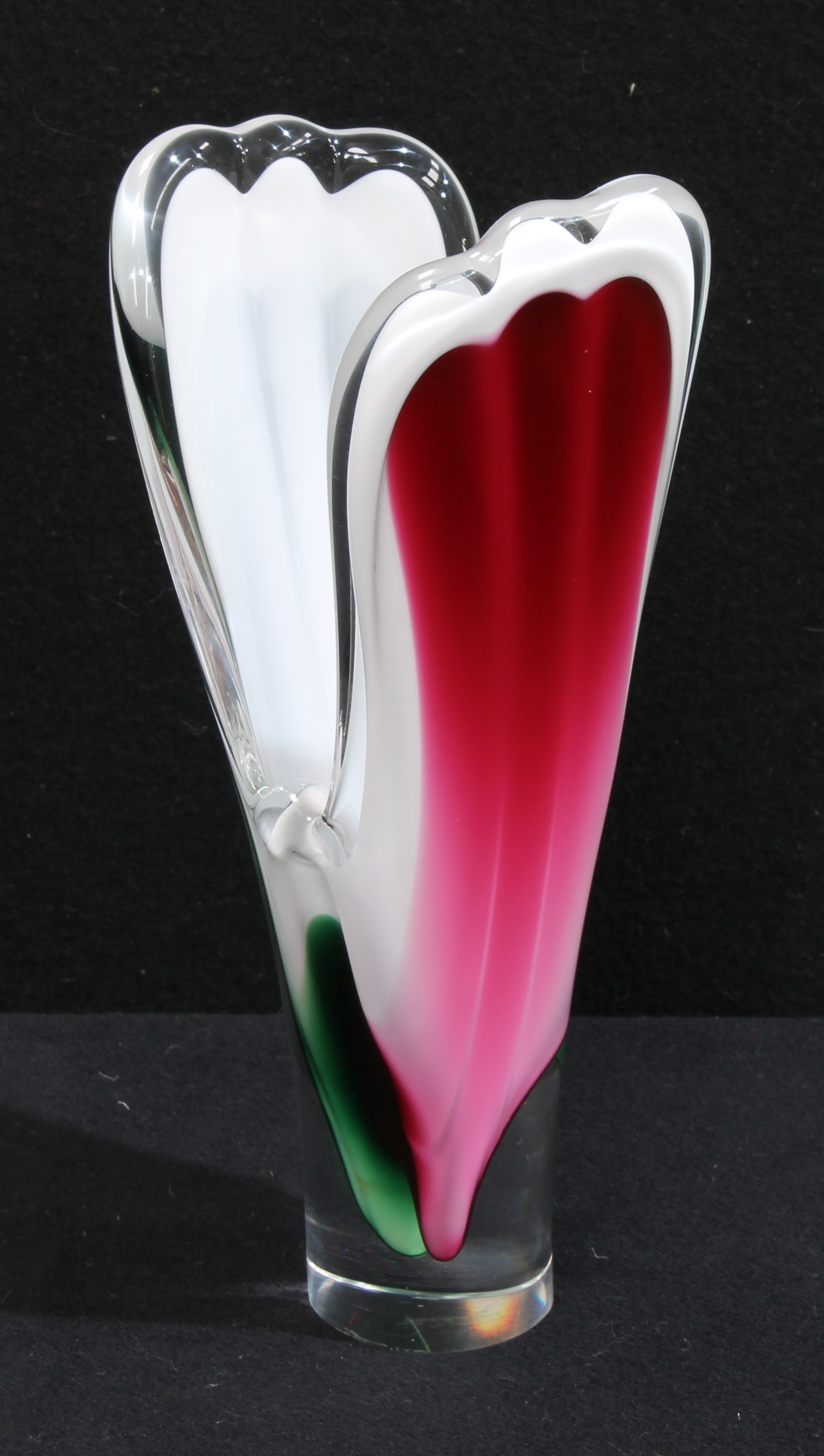 A Flygsfors Coquille art glass vase, 26cm high, mid-20th century - Image 2 of 3