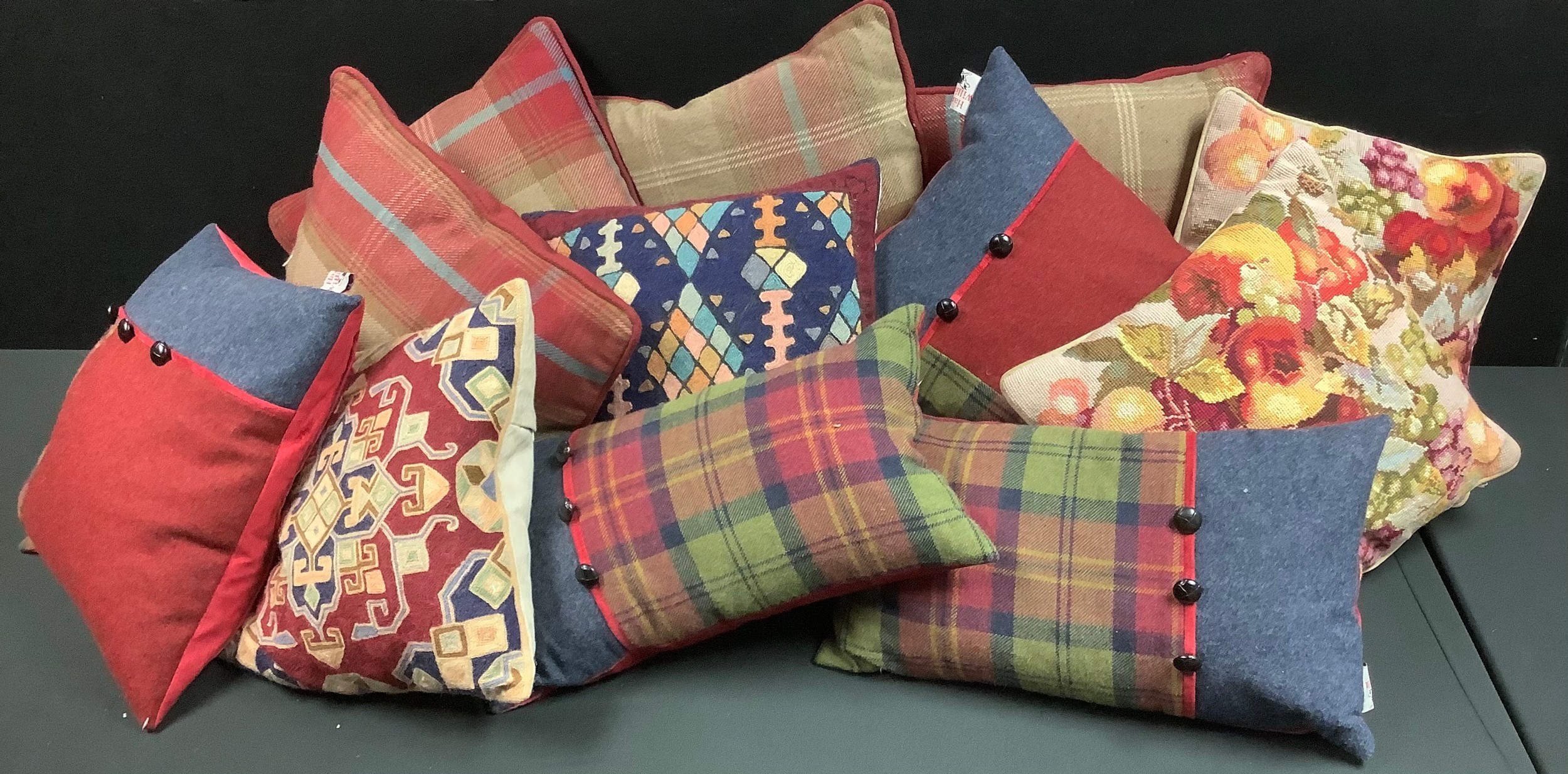 Soft Furnishings - four square Harris Tweed cushions; four Hannah Williamson cushions; others (12)