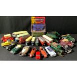Corgi and Matchbox die cast vehicles, buses and cars, mainly unboxed (28)