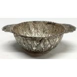 An Indian silver two handled bowl, 12.5cm wide, 43g