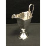 A Late Victorian silver pedestal cream jug, Birmingham 1896, 4.82oz.