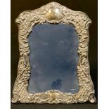 A Victorian style silver easel photograph frame, 19cm high, Sheffield 1992