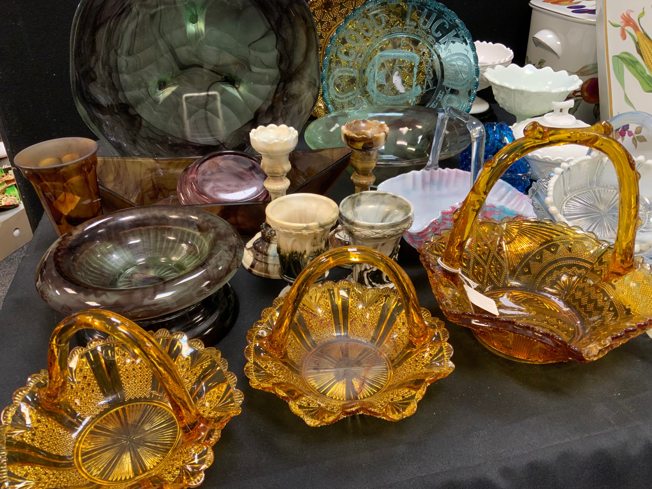 A Pair of Late 19th early 20th century 'Marbled' Pressed-Glass tripod bowls, each of the wide, - Image 2 of 3