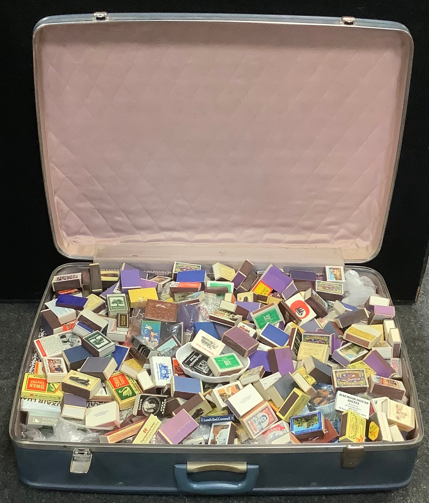 A collection of matches and boxes