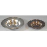 A Britannia standard silver dish, reeded rim, 12cm diam, Sheffield 1981, 153g; another, 925