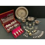 A kings pattern six setting silver plate and stainless steel canteen, other assorted flatware, three