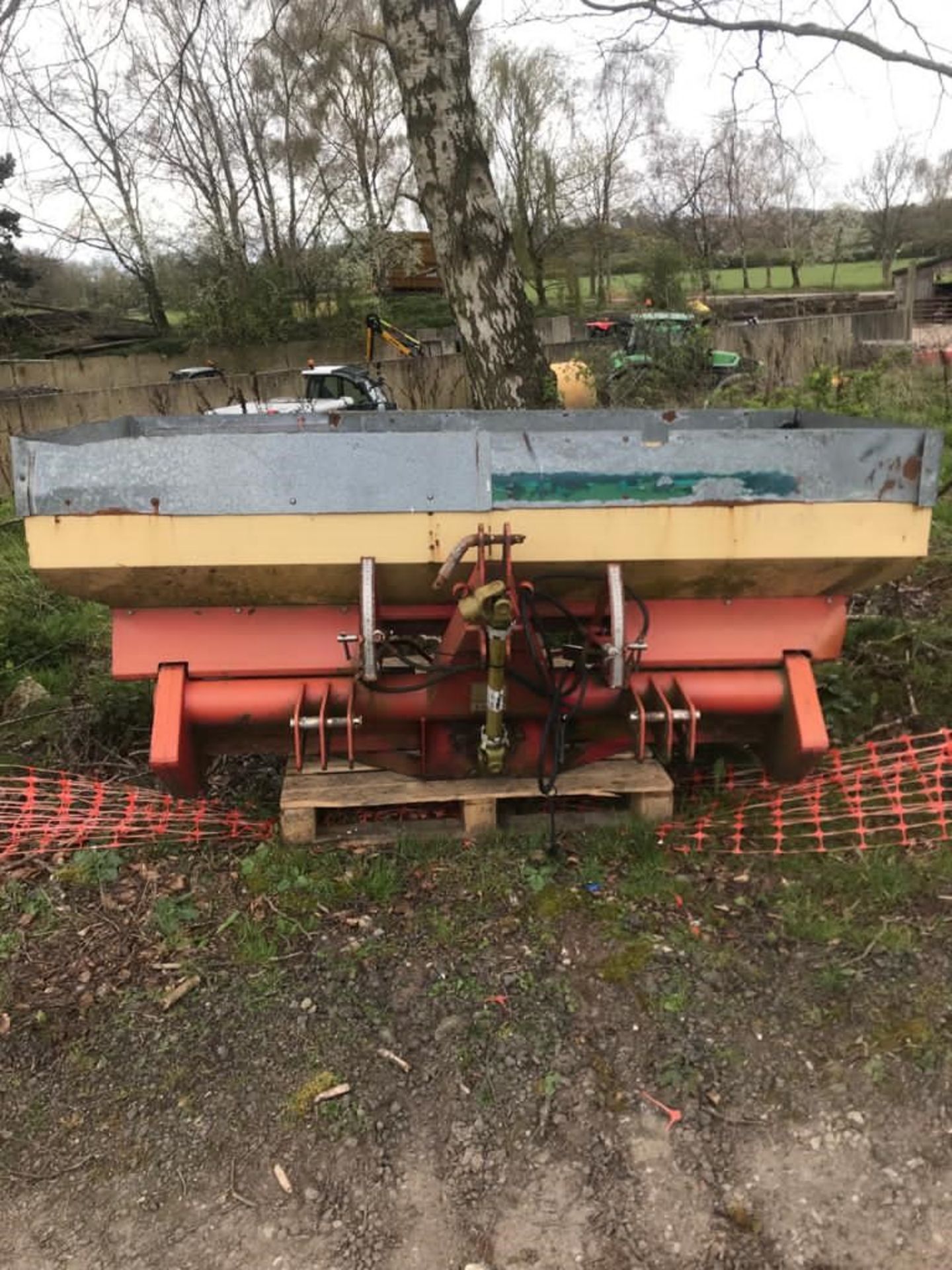 Vicon Rotaflow Fertiliser Spreader