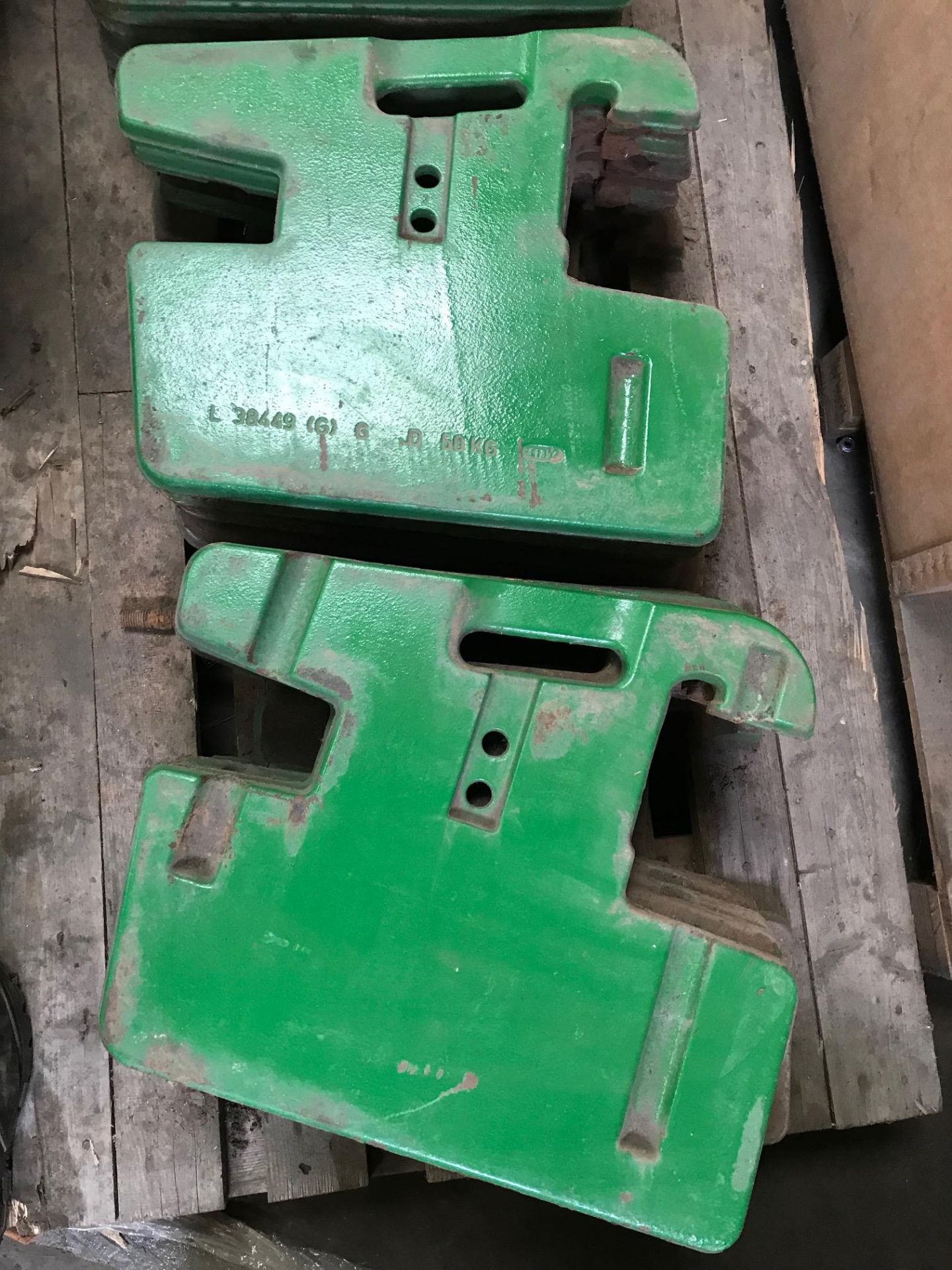 10 x John Deere, 50kg Leaf Weights