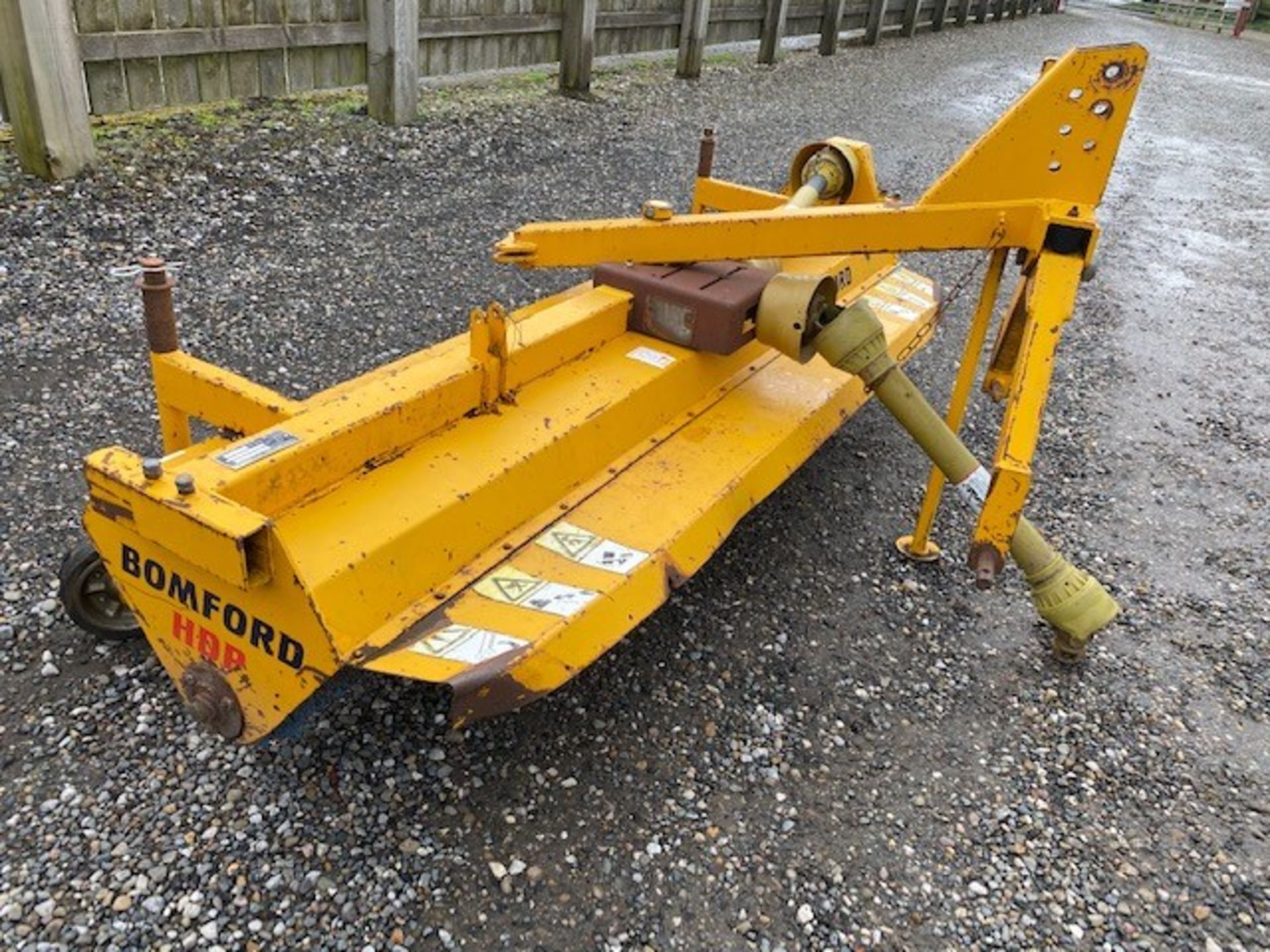 Bomford HDP 8ft Yard Brush/Sweeper with PTO - Image 2 of 5