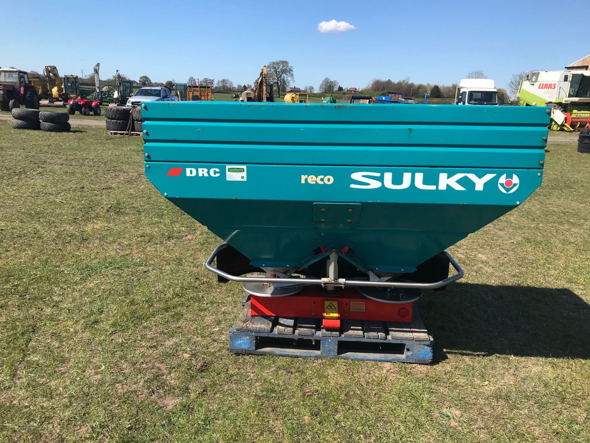 2011 Reco Sulky DRC 1450 fertiliser spreader - Image 2 of 3