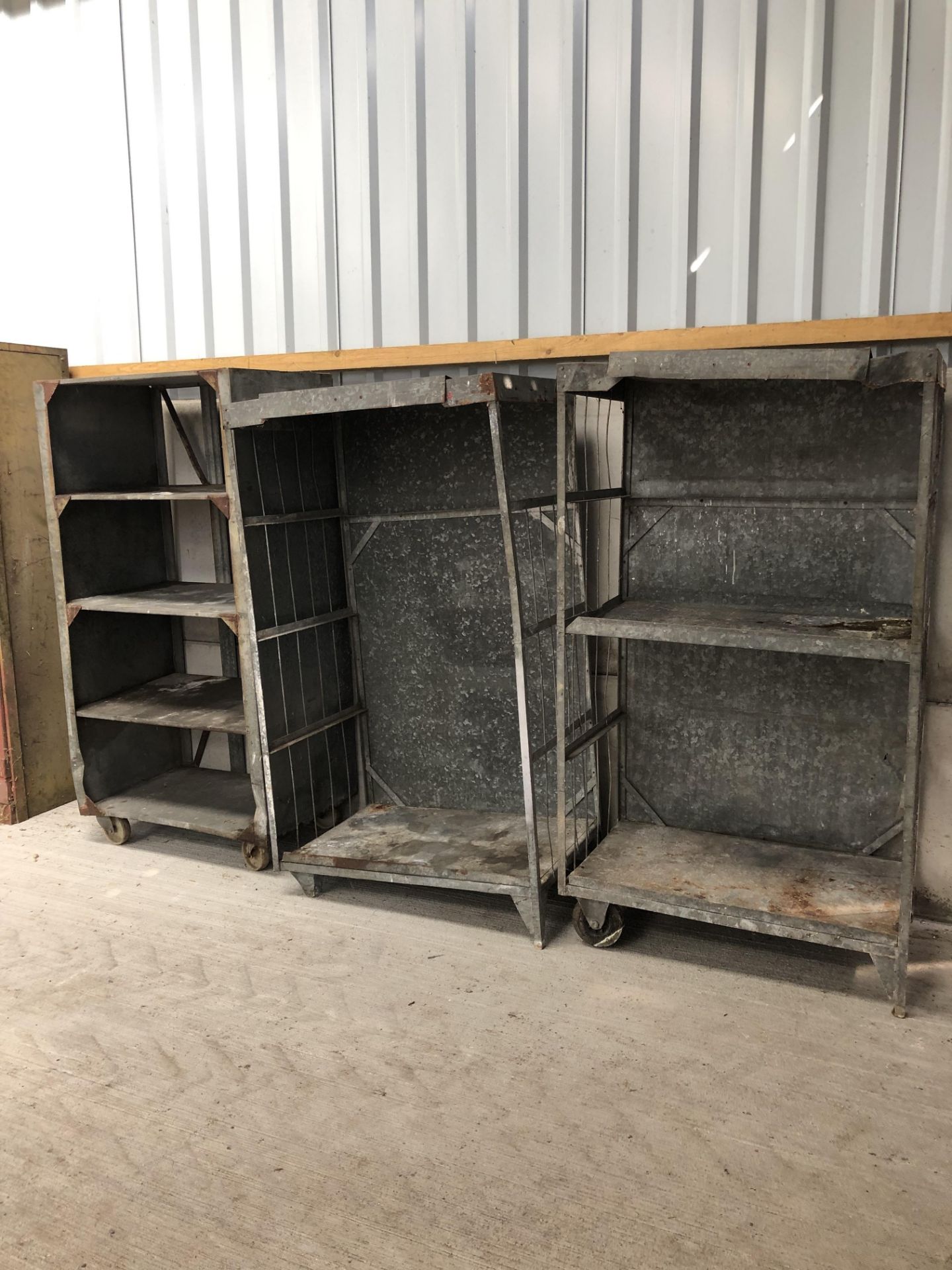 3x Metal shelves - Image 2 of 2