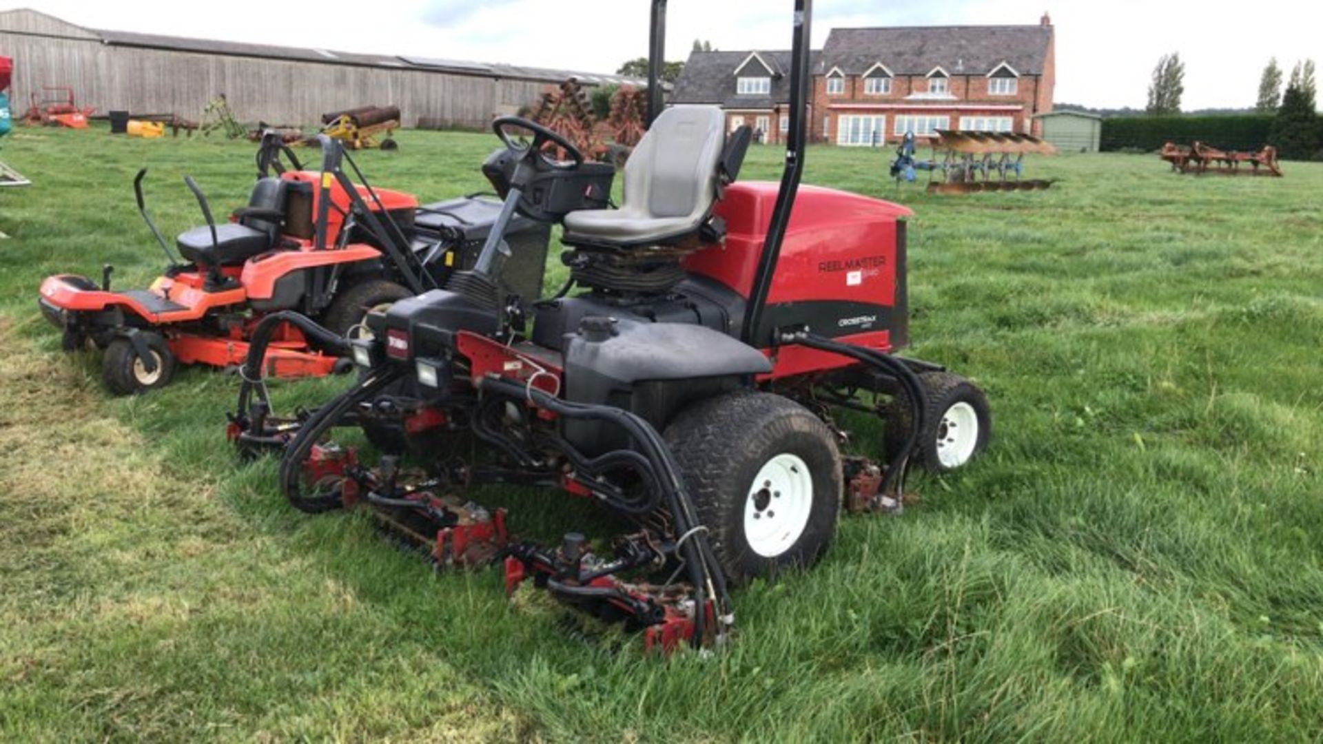 Toro Reelmaster 5410 Crosstrax AWD Mower - Image 2 of 2