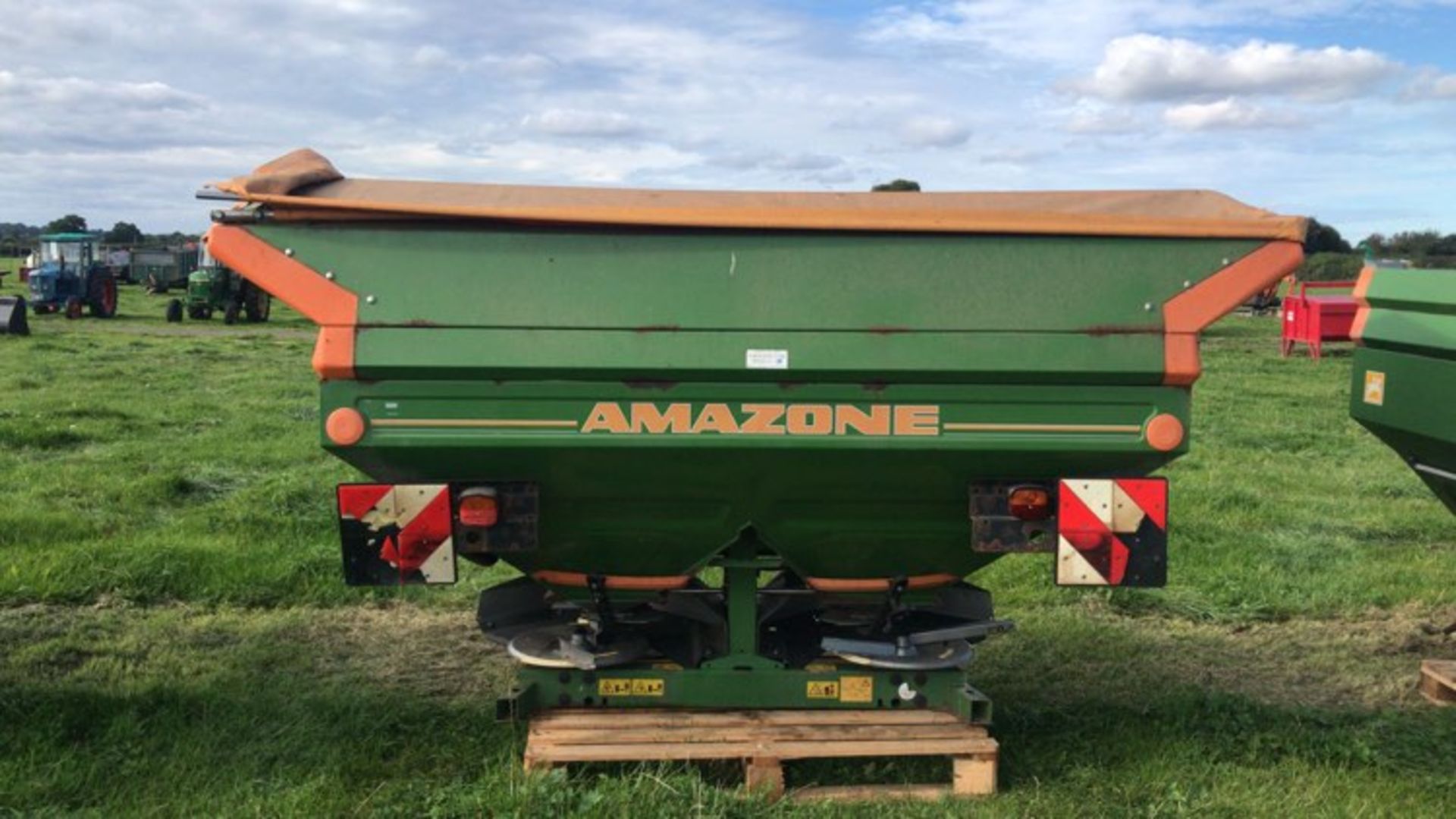 Amazon Fert Spreader 2.7 ton