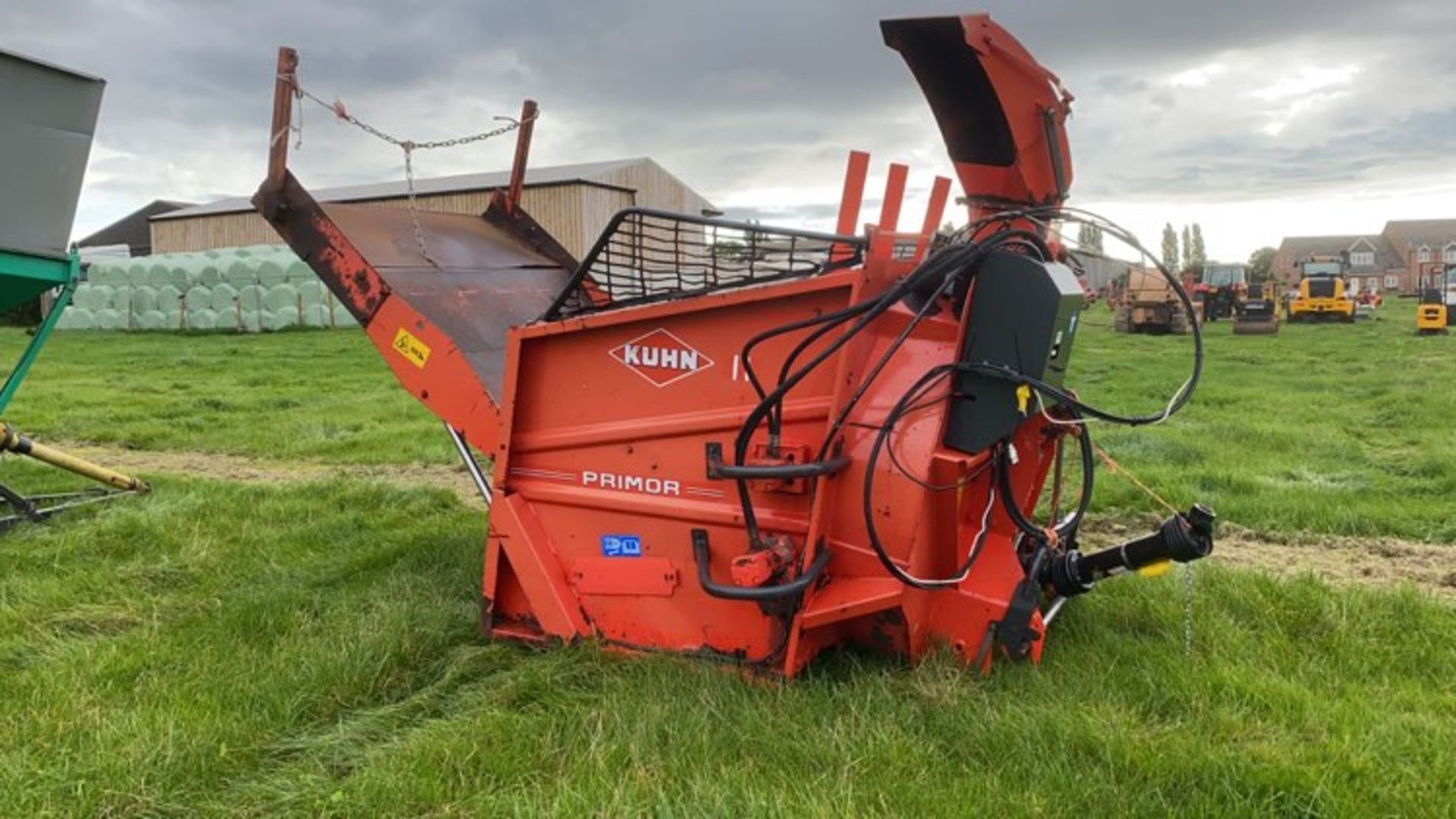 Kuhn Straw Chopper - Image 6 of 10