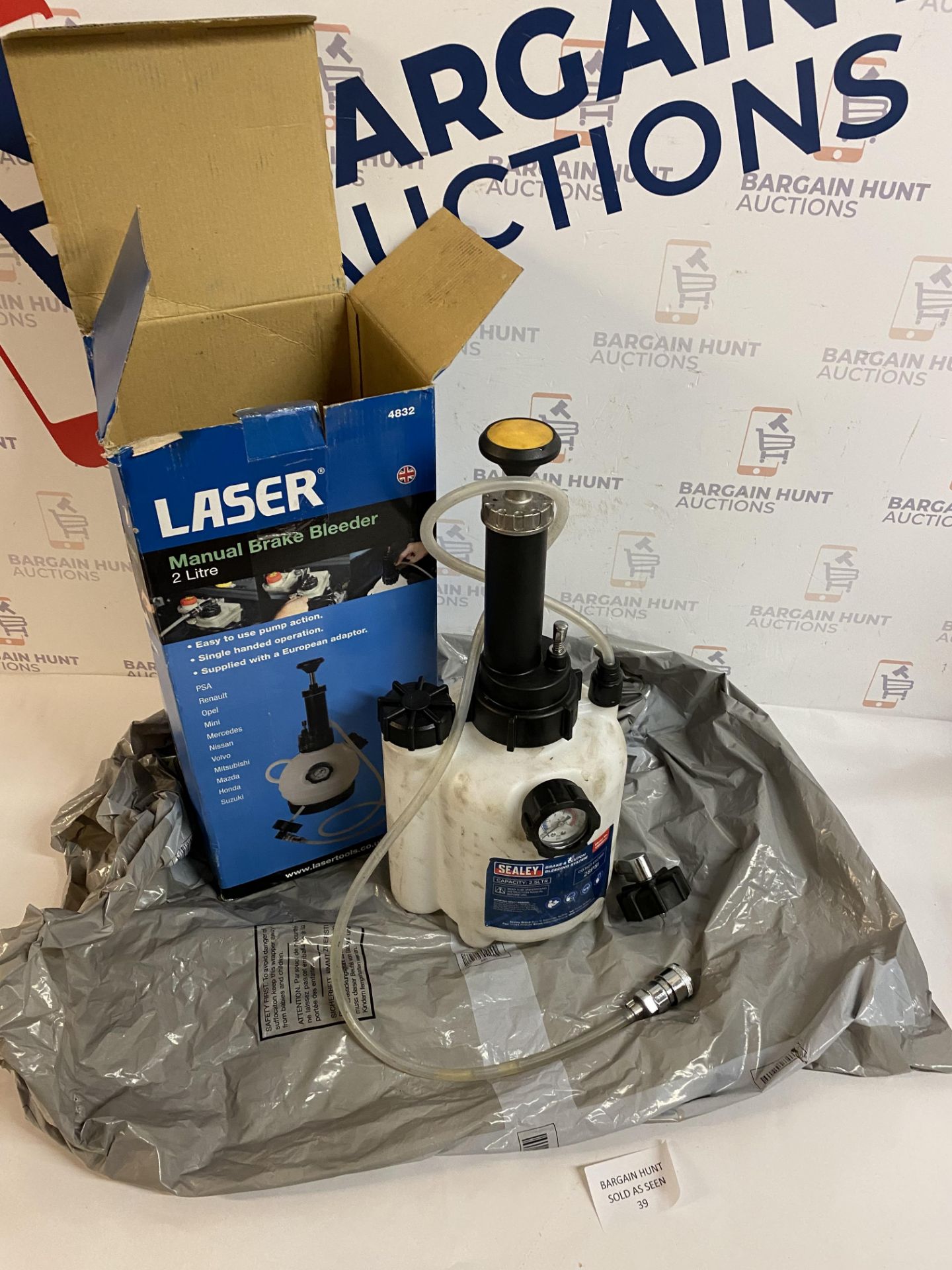 Laser LAS4832 Manual Brake Bleeder, 2.0 Liter RRP £85