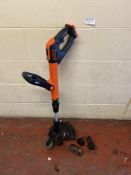 BLACK+DECKER STC1820P Cordless Grass Trimmer 2.0Ah Lithium Ion Battery RRP £90