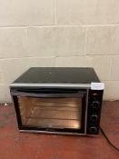 Severin 2058 Toast Oven with Convection, 42 Litre (heavily used, see image) RRP £160