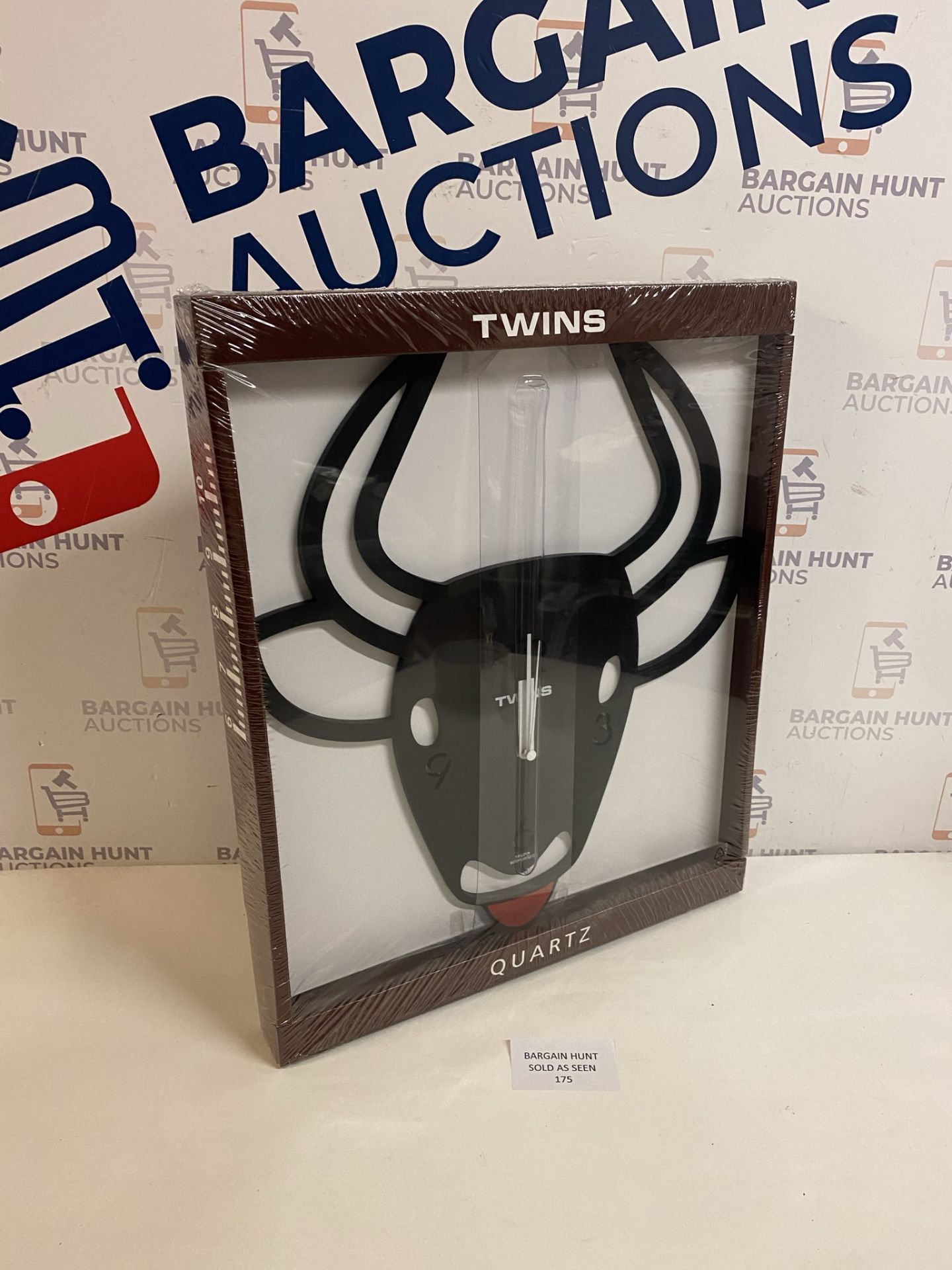 Twinz Quartz Cow Design Wall Clock