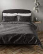 Luxury Velvet Bedding Set, King Size RRP £59