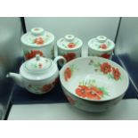 Royal Worcester Poppies dinner service