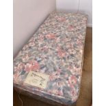 Silent night dreamworld single divan bed with drawers (no headboard )