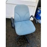 Swivel chair