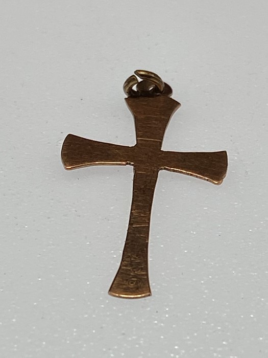9ct gold pendant cross 0.5grms - Image 3 of 3