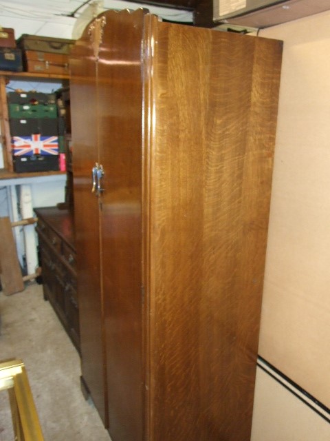 Oak Wardrobe 30 inches wide 70 tall 18 deep - Image 2 of 4