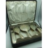 Cased Walker and Hall Dressing Table Set Sheffield 1924