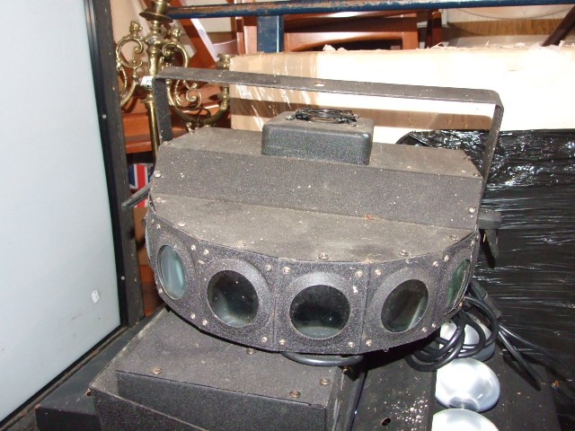 Disco Equipment Speakers , 5 sound to light converter units, 3 reels of cable etc ( whats in the - Image 5 of 13
