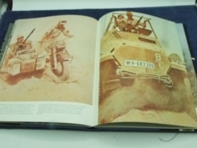 Swastika at War Robert Hunt & Tom Hartman Book club edition 1975 with dust jacket - Image 4 of 7