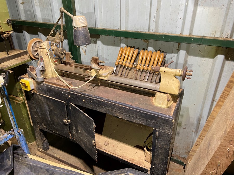 wood-working lathe with work angle poise lamp