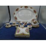 Royal Albert Old Country Roses, fine bone china, very large collection around 100 pieces,