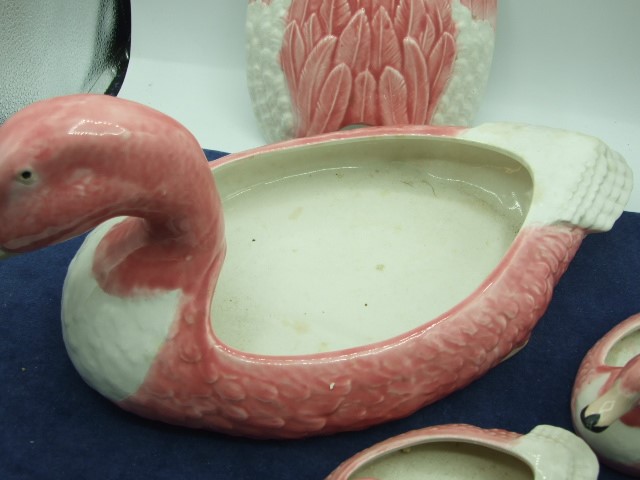 Pink Duck Egg Holder 18 inches long and 2 small dishes - Image 4 of 7