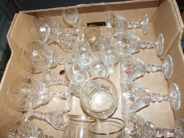 Box of Glasses - Image 4 of 4