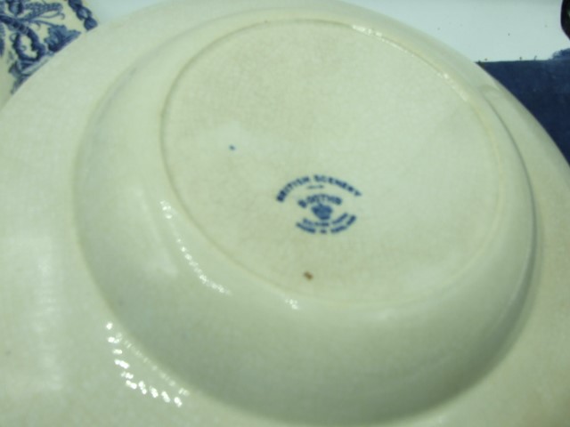 Qty Blue and White China ( some a/f ) - Image 8 of 9