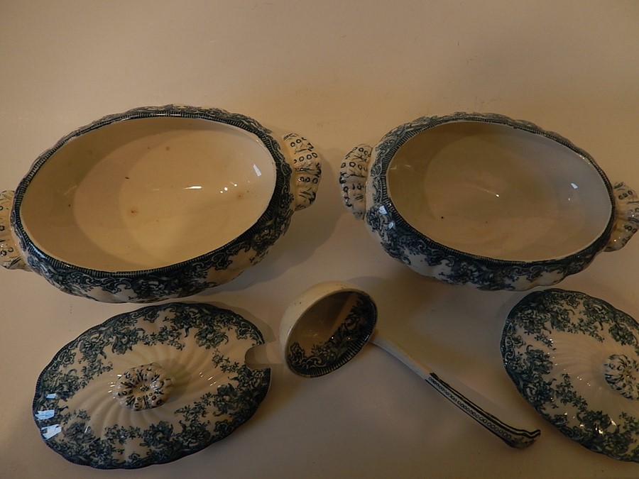 2 Victorian Lidded Sauce Tureens one with ladle marked - Ceylon Bisto England - Image 2 of 4
