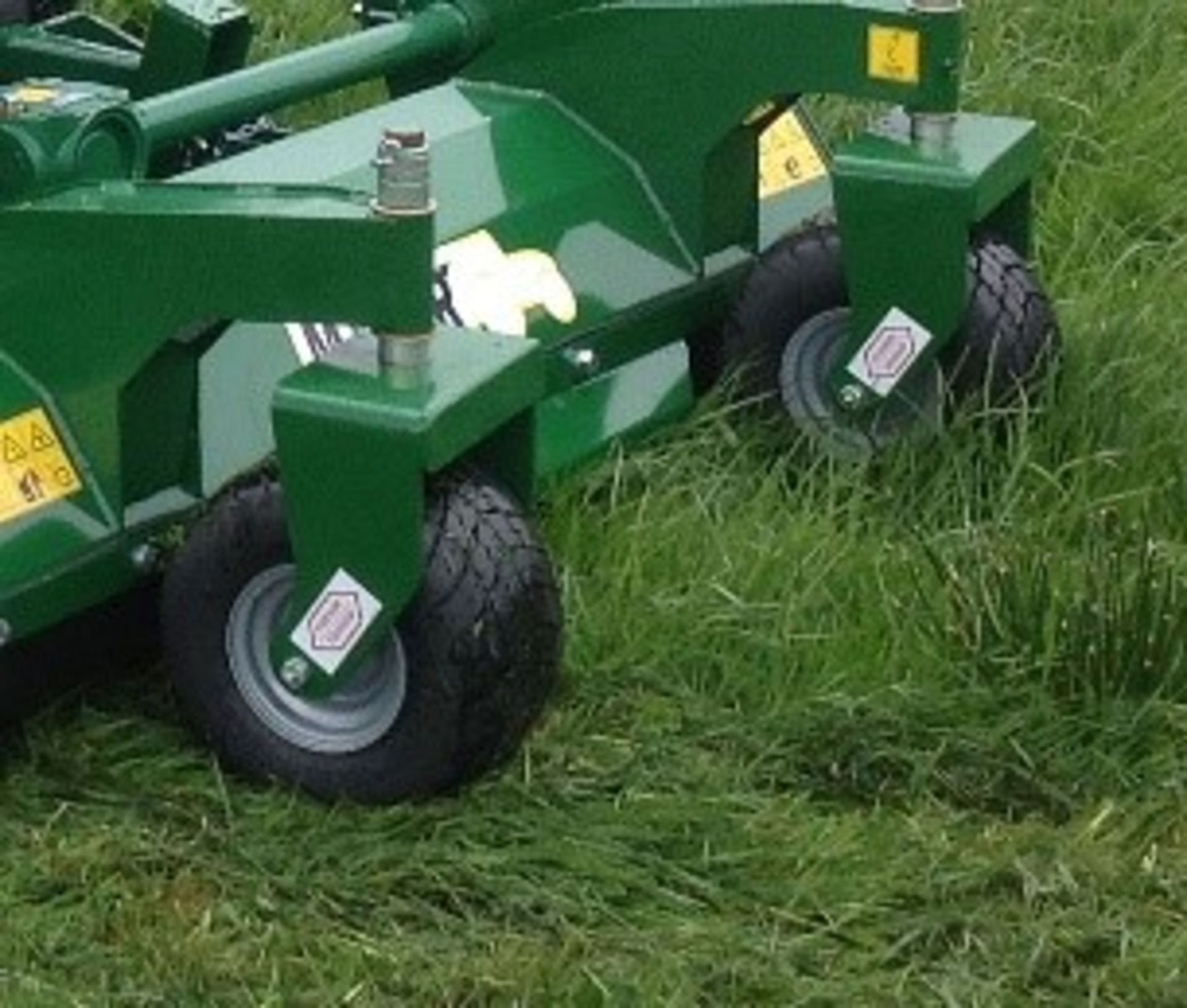 NEW MAJOR 1.4 AND 1.6 FLAIL MOWER - Image 2 of 2