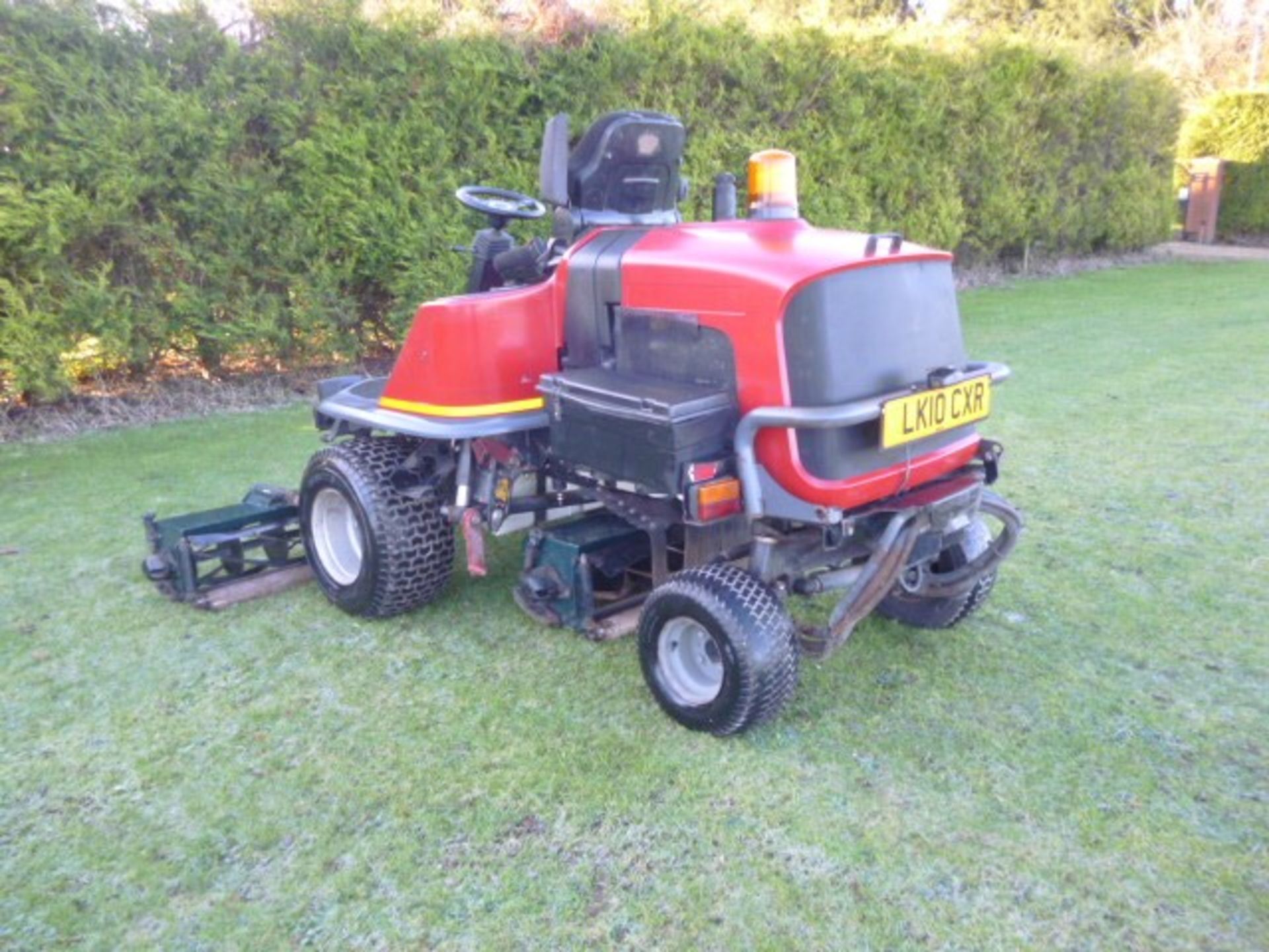 HAYTER LT324 TRIPLE GANG RIDE ON MOWER 4X4 DIESEL - Image 6 of 6