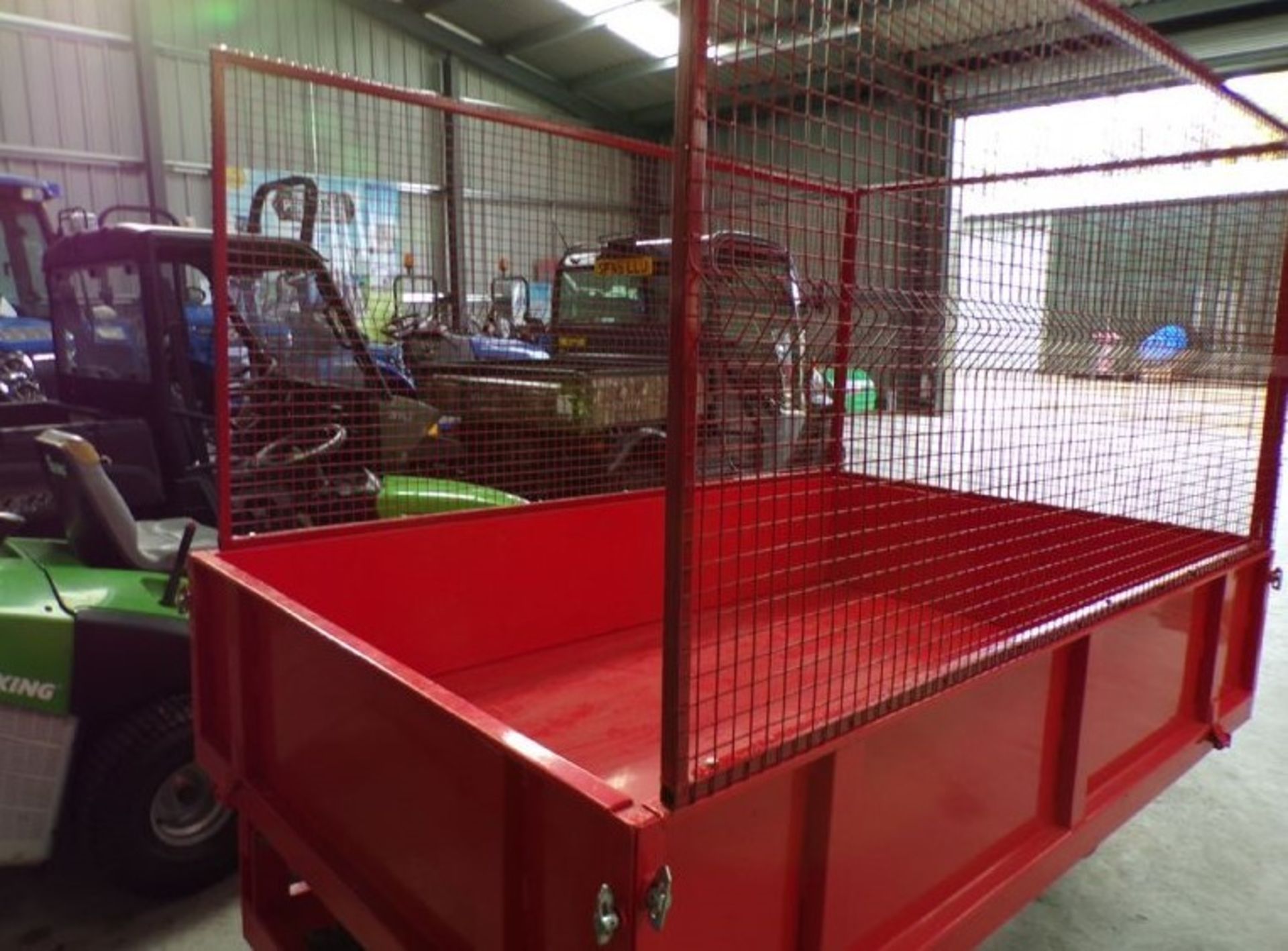 NEW TIPPING TRAILER WITH MESH SIDES - Image 3 of 4