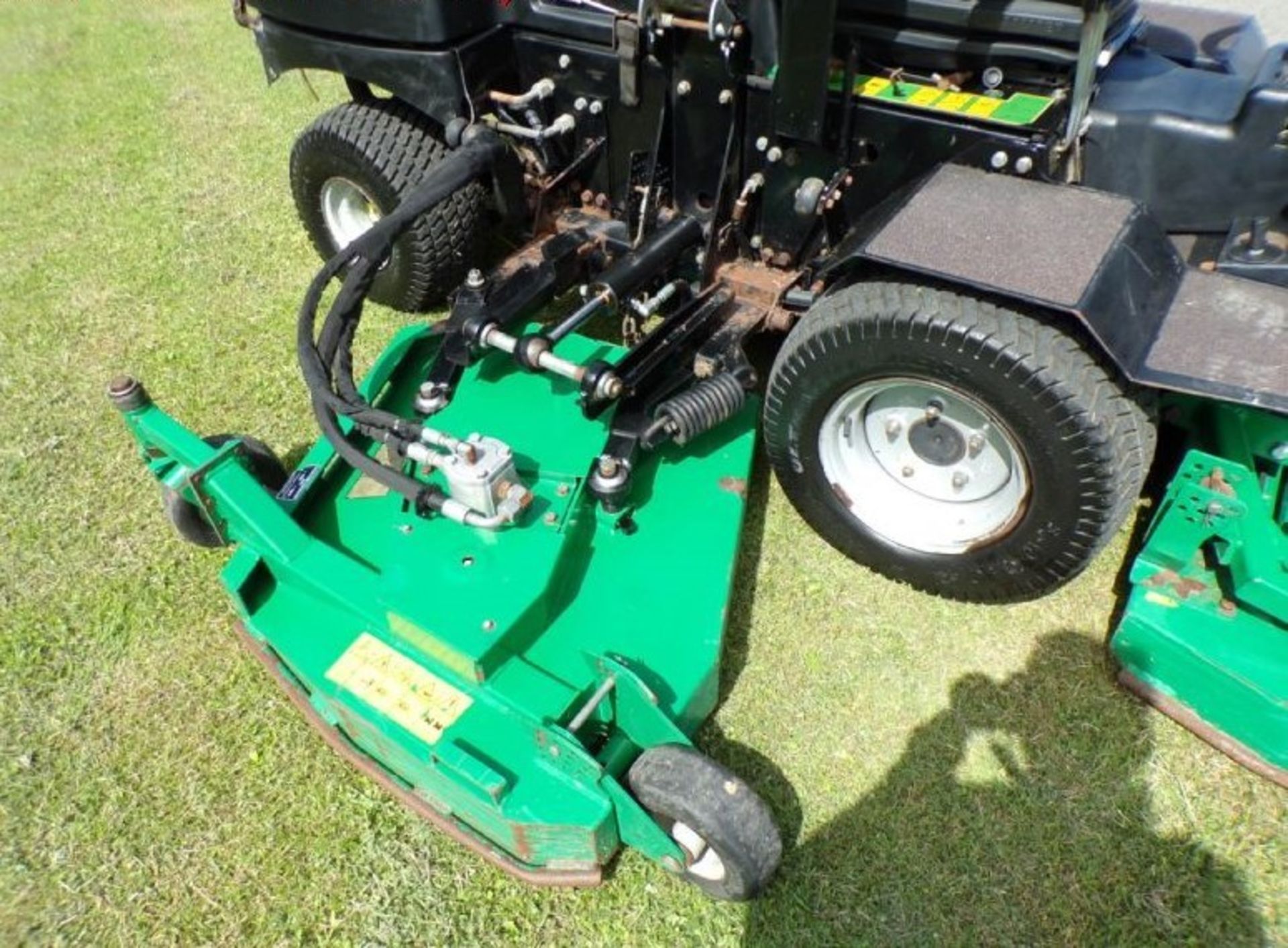 RANSOMES HR6010 RIDE ON MOWER BATWING 4 CYLINDER D - Image 4 of 5