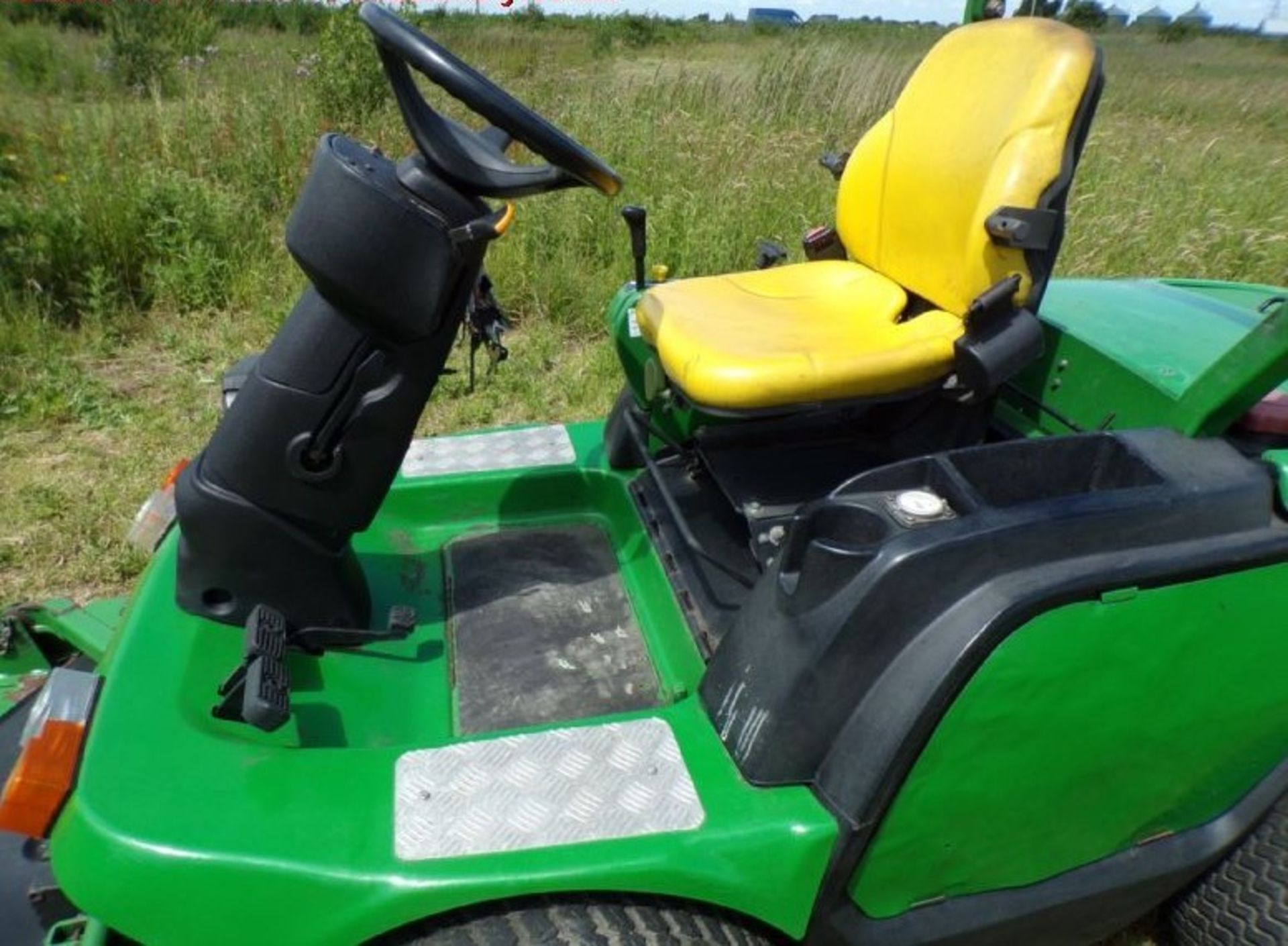 JOHN DEERE 1545 COMPACT MOWER - Image 2 of 6